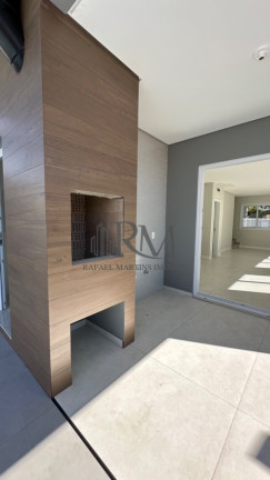 Imagem Sobrado com 3 Quartos à Venda, 176 m² em Lagoa Da Conceição - Florianópolis Imagem Sobrado com 3 Quartos à Venda, 176 m² em Lagoa Da Conceição - Florianópolis
