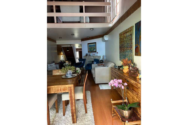 Imagem Casa com 2 Quartos à Venda, 212 m² em Santana - Porto Alegre Imagem Casa com 2 Quartos à Venda, 212 m² em Santana - Porto Alegre