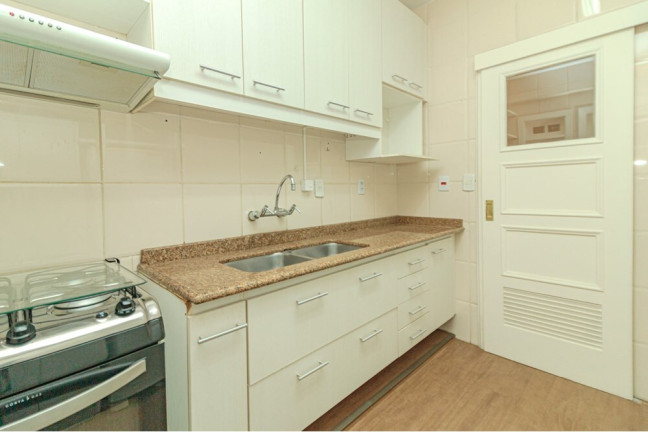 Imagem Imóvel com 2 Quartos à Venda, 112 m² em Rio Branco - Porto Alegre Imagem Imóvel com 2 Quartos à Venda, 112 m² em Rio Branco - Porto Alegre
