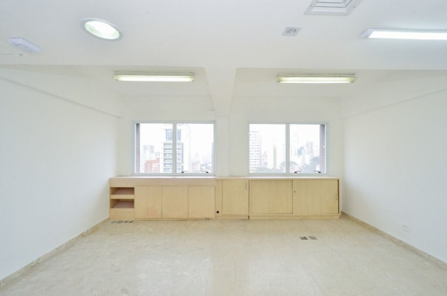 Sala Comercial à Venda, 84 m² em Bela Vista - São Paulo
