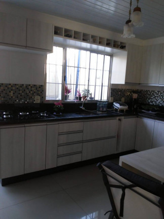 Imagem Casa com 4 Quartos à Venda, 150 m² em Wanel Ville - Sorocaba Imagem Casa com 4 Quartos à Venda, 150 m² em Wanel Ville - Sorocaba