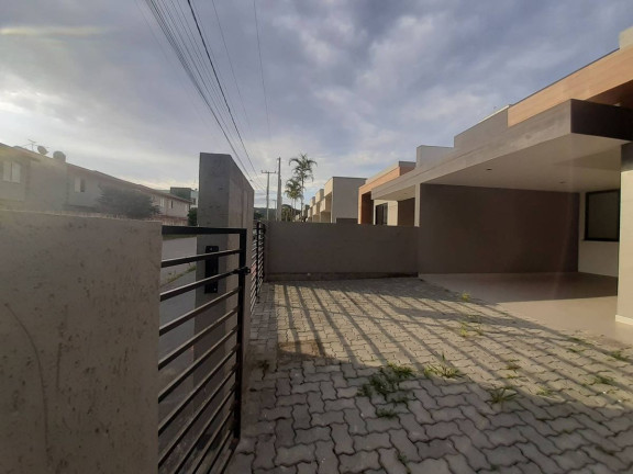 Imagem Casa com 3 Quartos à Venda, 100 m² em Sertão Do Maruim - São José