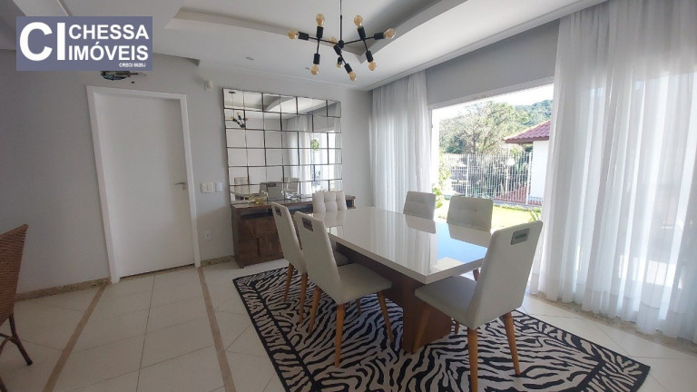 Imagem Sobrado com 3 Quartos à Venda, 527 m² em Cabeçudas - Itajaí Imagem Sobrado com 3 Quartos à Venda, 527 m² em Cabeçudas - Itajaí