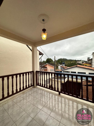 Imagem Sobrado com 4 Quartos à Venda, 127 m² em Centro - Ubatuba