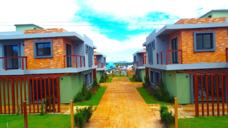 Imagem Casa com 3 Quartos à Venda, 106 m² em Ambrósio - Garopaba Imagem Casa com 3 Quartos à Venda, 106 m² em Ambrósio - Garopaba