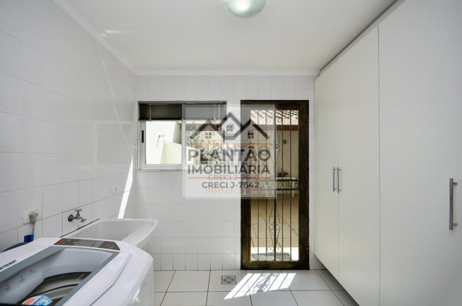 Imagem Sobrado com 3 Quartos para Alugar, 189 m² em Boa Vista - Curitiba