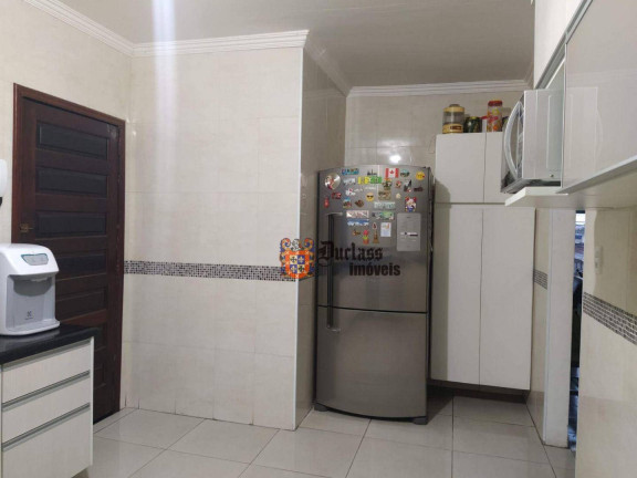 Imagem Casa com 4 Quartos à Venda, 262 m² em Canhema - Diadema