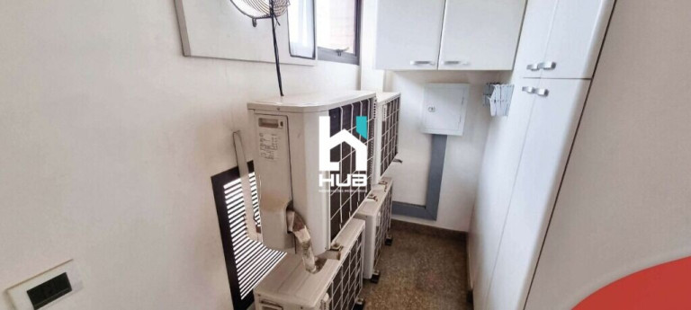 Imagem Apartamento com 3 Quartos à Venda, 274 m²