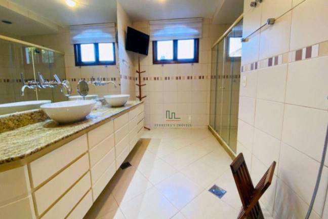 Imagem Casa com 5 Quartos à Venda, 1.200 m² em Piratininga - Niterói Imagem Casa com 5 Quartos à Venda, 1.200 m² em Piratininga - Niterói