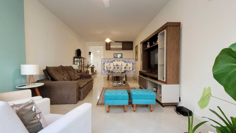 Imagem Apartamento com 3 Quartos à Venda, 133 m² em Copacabana - Rio De Janeiro Imagem Apartamento com 3 Quartos à Venda, 133 m² em Copacabana - Rio De Janeiro