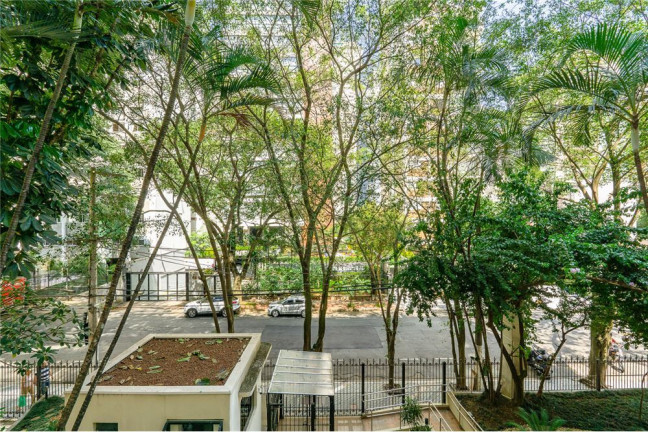 Imagem Imóvel com 2 Quartos à Venda,  em Moema - São Paulo
