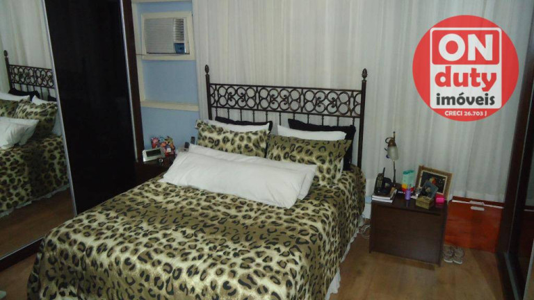 Imagem Sobrado com 4 Quartos à Venda, 400 m² em Marapé - Santos Imagem Sobrado com 4 Quartos à Venda, 400 m² em Marapé - Santos