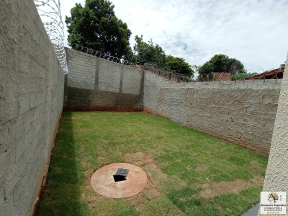 Imagem Casa com 2 Quartos à Venda, 90 m² em Setor Colonial Sul - Aparecida De Goiânia Imagem Casa com 2 Quartos à Venda, 90 m² em Setor Colonial Sul - Aparecida De Goiânia