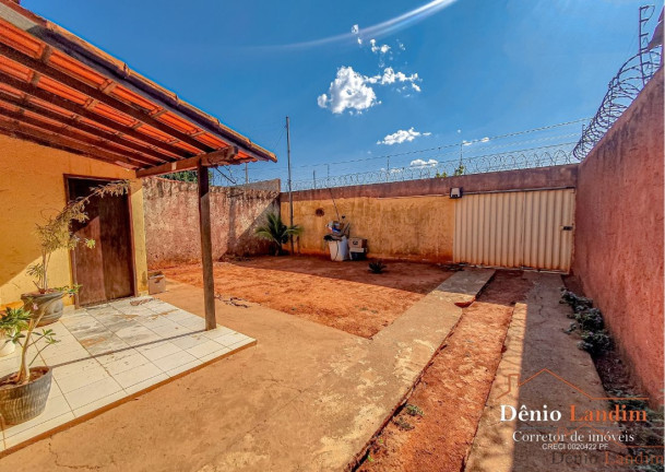 Imagem Casa com 2 Quartos à Venda, 60 m² em Nova Suiça - Montes Claros