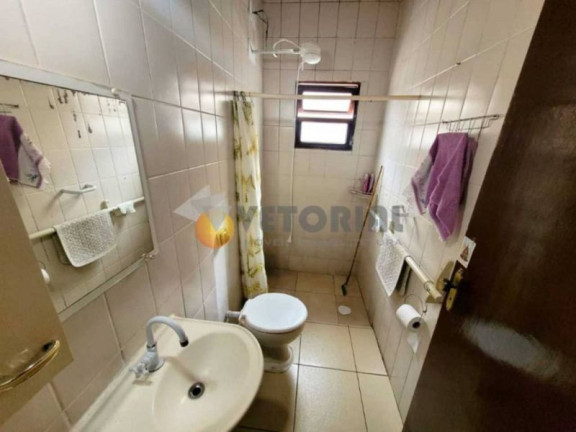 Imagem Casa com 4 Quartos à Venda, 164 m²