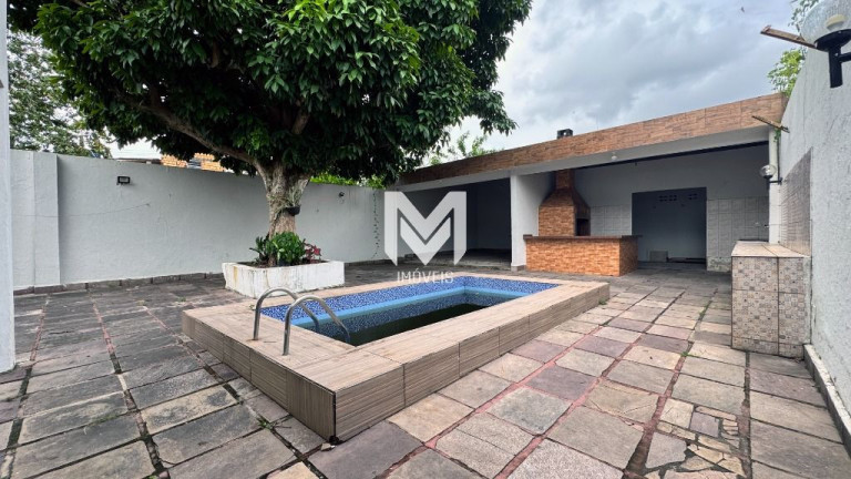 Imagem Casa com 3 Quartos à Venda, 372 m² em Sacramenta - Belém Imagem Casa com 3 Quartos à Venda, 372 m² em Sacramenta - Belém