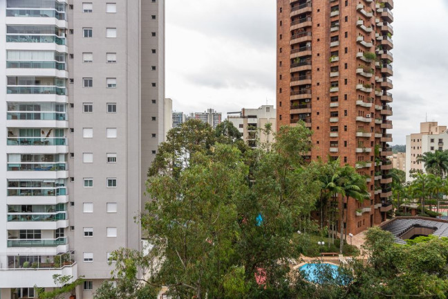 Imagem Imóvel com 3 Quartos à Venda, em Vila Andrade - São Paulo Imagem Imóvel com 3 Quartos à Venda, em Vila Andrade - São Paulo