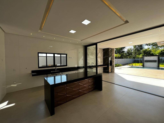 Imagem Casa com 3 Quartos à Venda, 750 m² em Condomínio Marinas Di Caldas - Caldas Novas Imagem Casa com 3 Quartos à Venda, 750 m² em Condomínio Marinas Di Caldas - Caldas Novas