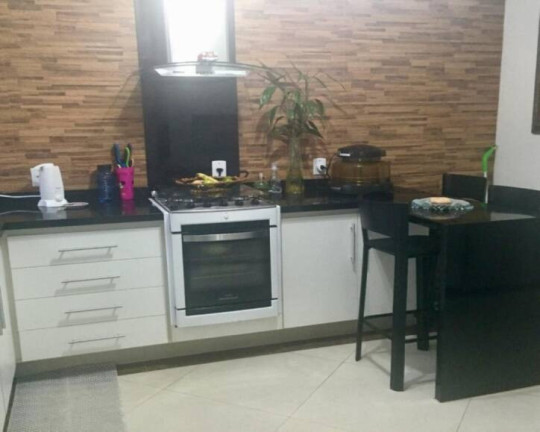 Imagem Casa com 3 Quartos à Venda, 220 m² em Tamboré - Santana De Parnaíba Imagem Casa com 3 Quartos à Venda, 220 m² em Tamboré - Santana De Parnaíba