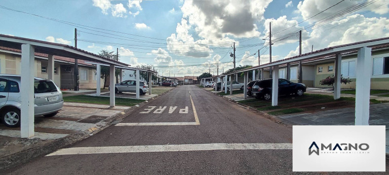 Imagem Casa de Condomínio com 2 Quartos à Venda, 100 m² em Parque Verde - Cascavel