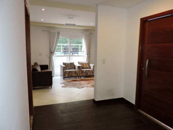 Imagem Casa de Condomínio com 4 Quartos à Venda, em Golf Gardens - Carapicuíba Imagem Casa de Condomínio com 4 Quartos à Venda, em Golf Gardens - Carapicuíba