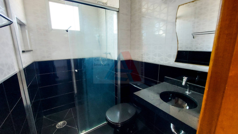 Apartamento com 3 Quartos para Alugar, 70 m² em Vila Alzira - Santo André