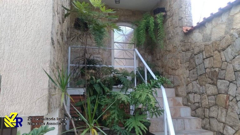 Imagem Sobrado com 3 Quartos à Venda, 300 m² em Jardim Piqueroby - São Paulo Imagem Sobrado com 3 Quartos à Venda, 300 m² em Jardim Piqueroby - São Paulo