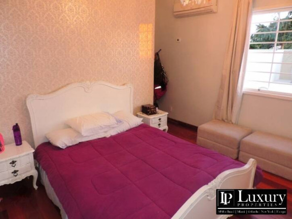 Imagem Casa com 5 Quartos à Venda, 400 m² em Vila Madalena - São Paulo Imagem Casa com 5 Quartos à Venda, 400 m² em Vila Madalena - São Paulo