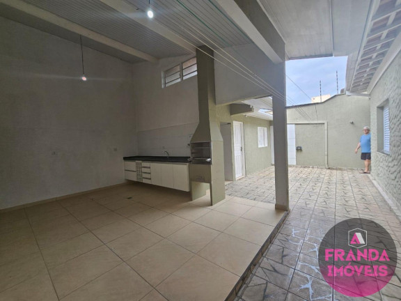 Imagem Casa com 3 Quartos à Venda, 185 m² em Centro - Ubatuba