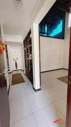 Imagem Casa com 3 Quartos à Venda, 286 m² em Costa E Silva - Joinville Imagem Casa com 3 Quartos à Venda, 286 m² em Costa E Silva - Joinville