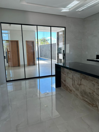 Imagem Casa com 3 Quartos à Venda, 205 m² em Plano Diretor Sul - Palmas Imagem Casa com 3 Quartos à Venda, 205 m² em Plano Diretor Sul - Palmas