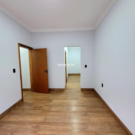 Imagem Casa com 3 Quartos à Venda, 157 m² Imagem Casa com 3 Quartos à Venda, 157 m²