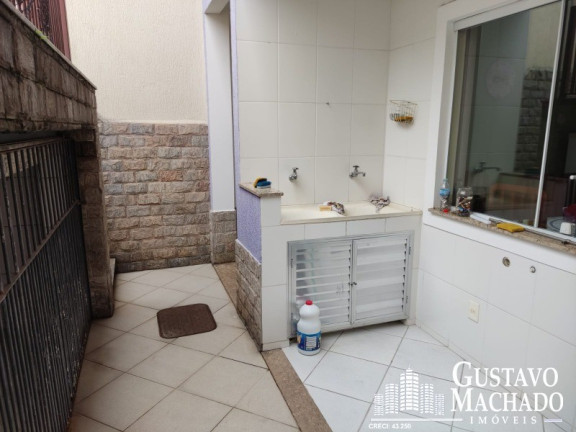 Imagem Imóvel com 3 Quartos à Venda, 194 m² em Jardim Belvedere - Volta Redonda Imagem Imóvel com 3 Quartos à Venda, 194 m² em Jardim Belvedere - Volta Redonda