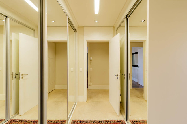 Imagem Apartamento com 4 Quartos à Venda, 262 m² em Real Parque - São Paulo Imagem Apartamento com 4 Quartos à Venda, 262 m² em Real Parque - São Paulo