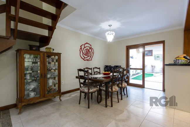 Imagem Casa com 5 Quartos à Venda, em Espírito Santo - Porto Alegre Imagem Casa com 5 Quartos à Venda, em Espírito Santo - Porto Alegre