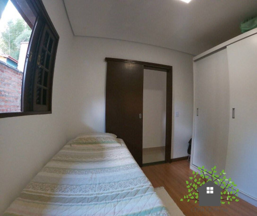 Imagem Casa com 4 Quartos à Venda, 290 m² em Vila Verde Transurb - Itapevi