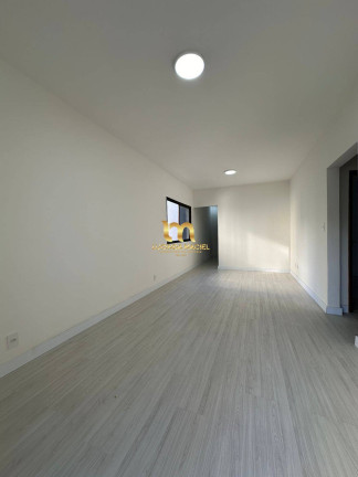 Imagem Apartamento com 2 Quartos à Venda, 74 m² em Ocian - Praia Grande