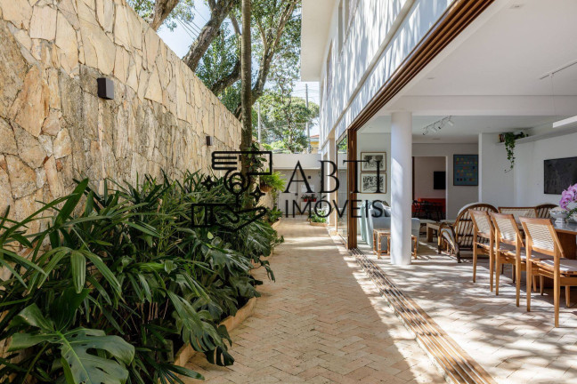 Imagem Casa com 3 Quartos à Venda, 427 m² em Indianópolis - São Paulo Imagem Casa com 3 Quartos à Venda, 427 m² em Indianópolis - São Paulo