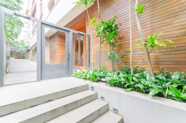 Imagem Apartamento com 3 Quartos à Venda, 325 m² em Moinhos De Vento - Porto Alegre