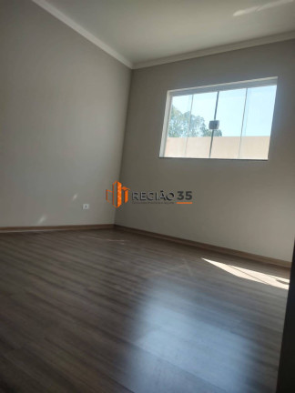 Imagem Casa com 3 Quartos à Venda, 145 m² em Loteamento Residencial Tiradentes - Poços De Caldas Imagem Casa com 3 Quartos à Venda, 145 m² em Loteamento Residencial Tiradentes - Poços De Caldas