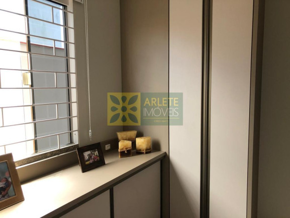 Imagem Casa com 2 Quartos à Venda, 70 m² em Centro - Tijucas Imagem Casa com 2 Quartos à Venda, 70 m² em Centro - Tijucas