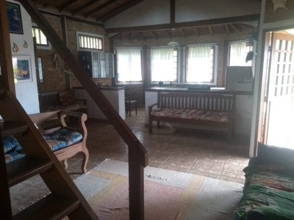 Imagem Casa com 3 Quartos à Venda, em Bexiga - Ilhabela Imagem Casa com 3 Quartos à Venda, em Bexiga - Ilhabela