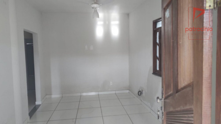 Imagem Casa com 3 Quartos à Venda, 203 m² em Tomba - Feira De Santana Imagem Casa com 3 Quartos à Venda, 203 m² em Tomba - Feira De Santana