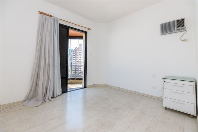 Imagem Apartamento com 3 Quartos à Venda, 112 m² em Moema - São Paulo