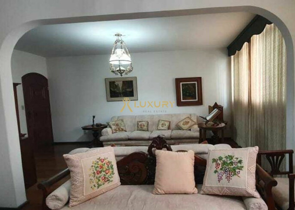 Imagem Imóvel com 4 Quartos à Venda, 150 m² em Lourdes - Belo Horizonte Imagem Imóvel com 4 Quartos à Venda, 150 m² em Lourdes - Belo Horizonte