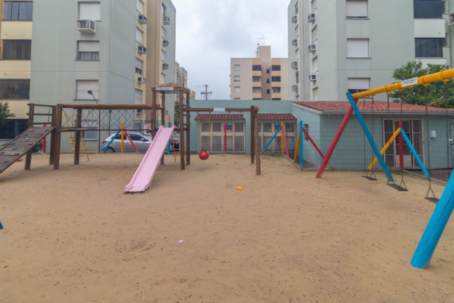Imagem Imóvel com 2 Quartos à Venda, em Sarandi - Porto Alegre Imagem Imóvel com 2 Quartos à Venda, em Sarandi - Porto Alegre