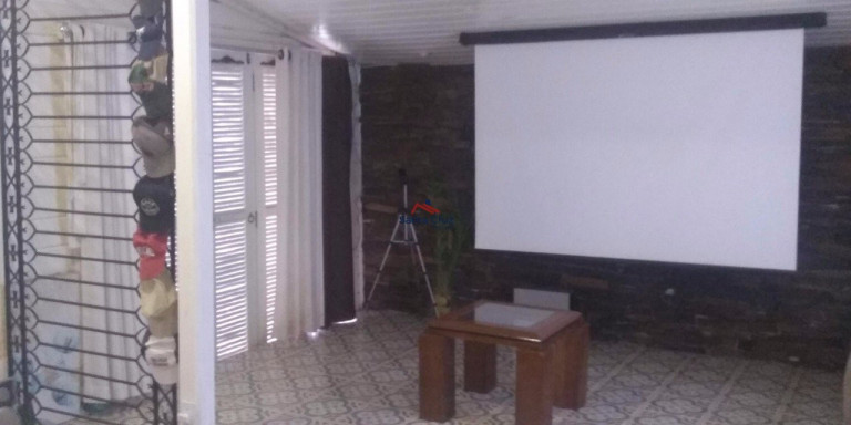 Imagem Casa com 3 Quartos à Venda, 600 m² em Ingleses Do Rio Vermelho - Florianópolis Imagem Casa com 3 Quartos à Venda, 600 m² em Ingleses Do Rio Vermelho - Florianópolis