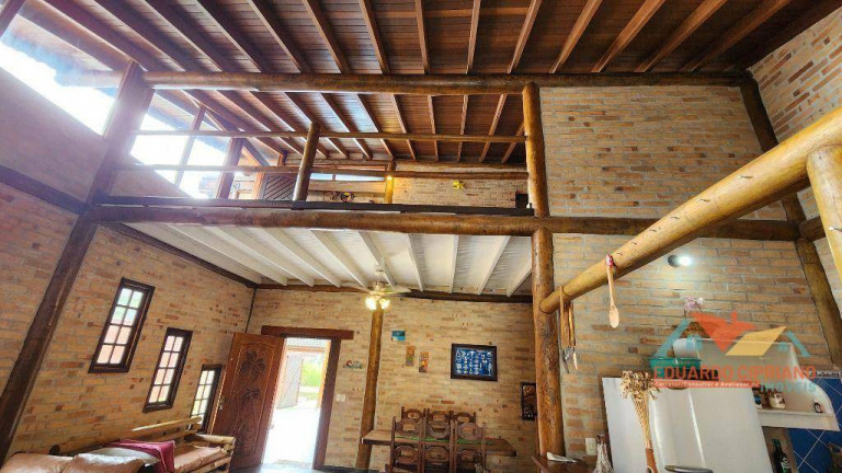 Imagem Casa com 4 Quartos à Venda, 239 m² em Massaguaçu - Caraguatatuba