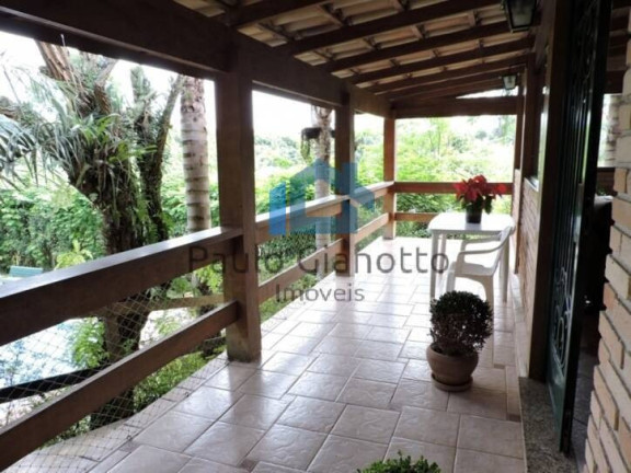 Imagem Casa com 5 Quartos à Venda, 1.123 m² em Granja Viana - Carapicuíba Imagem Casa com 5 Quartos à Venda, 1.123 m² em Granja Viana - Carapicuíba
