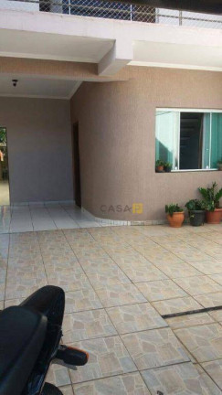 Imagem Casa com 4 Quartos à Venda, 135 m² em Parque Residencial Jaguari - Americana Imagem Casa com 4 Quartos à Venda, 135 m² em Parque Residencial Jaguari - Americana